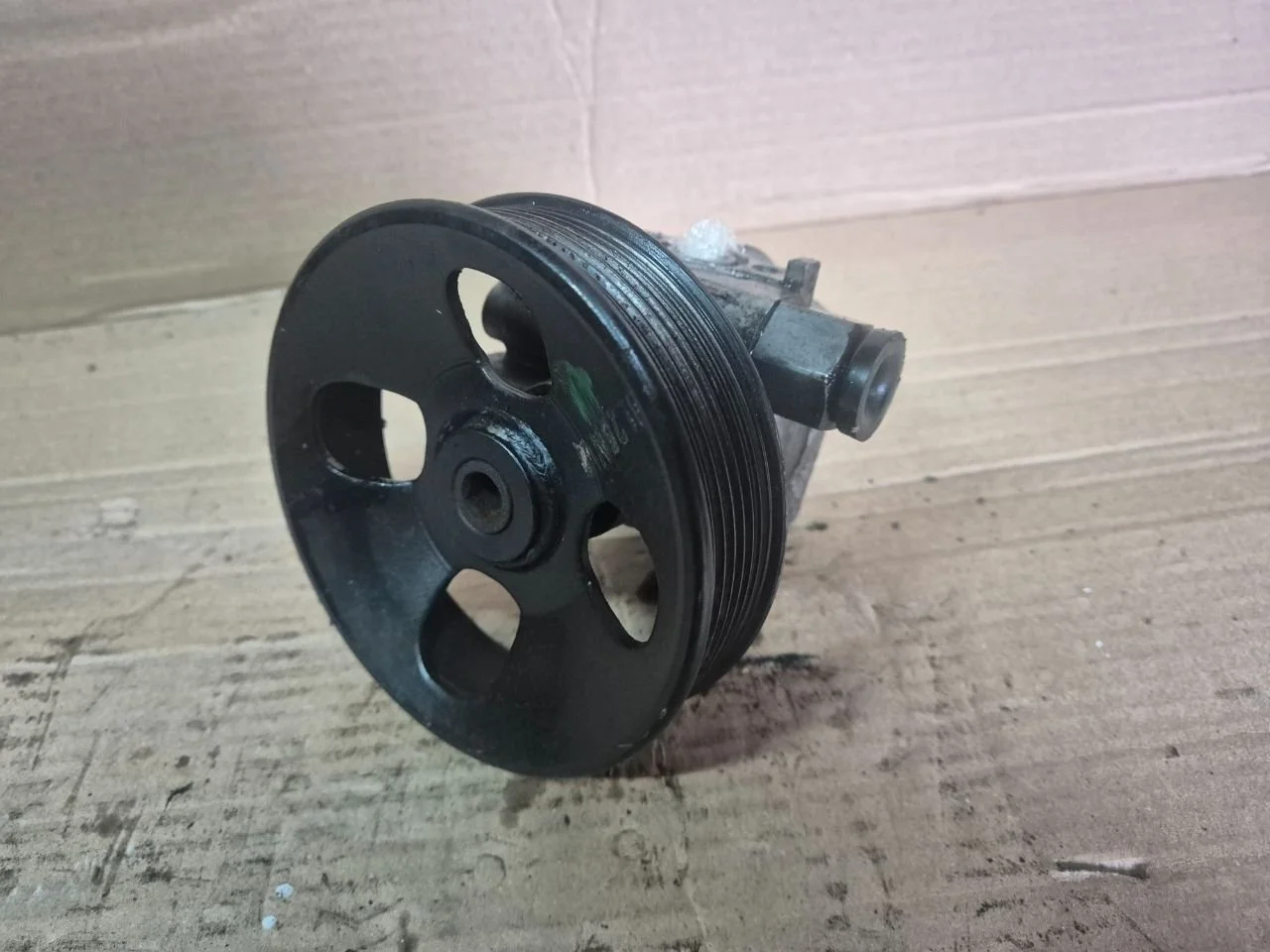 Насос ГУР 571004h000 Kia Sorento 1 2.5 Дизель