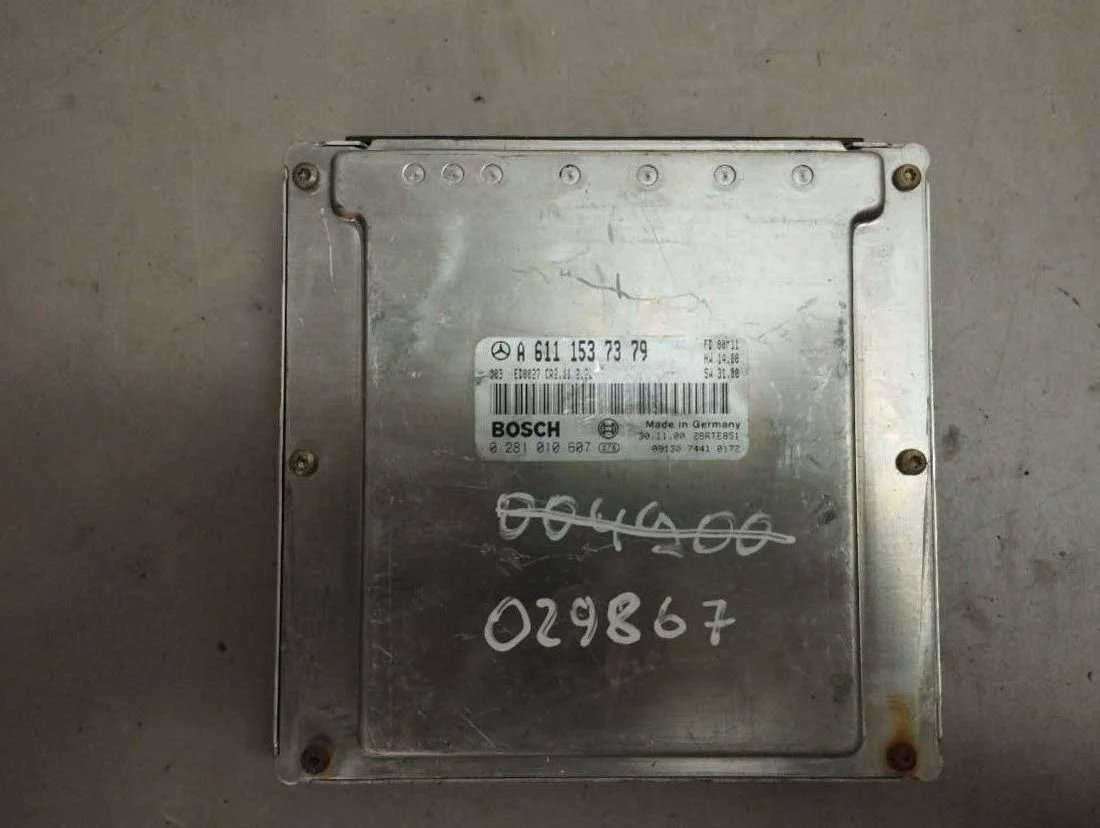 Блок управления двигателем A6111537379 Mercedes-Benz C W203 2.2 Дизель