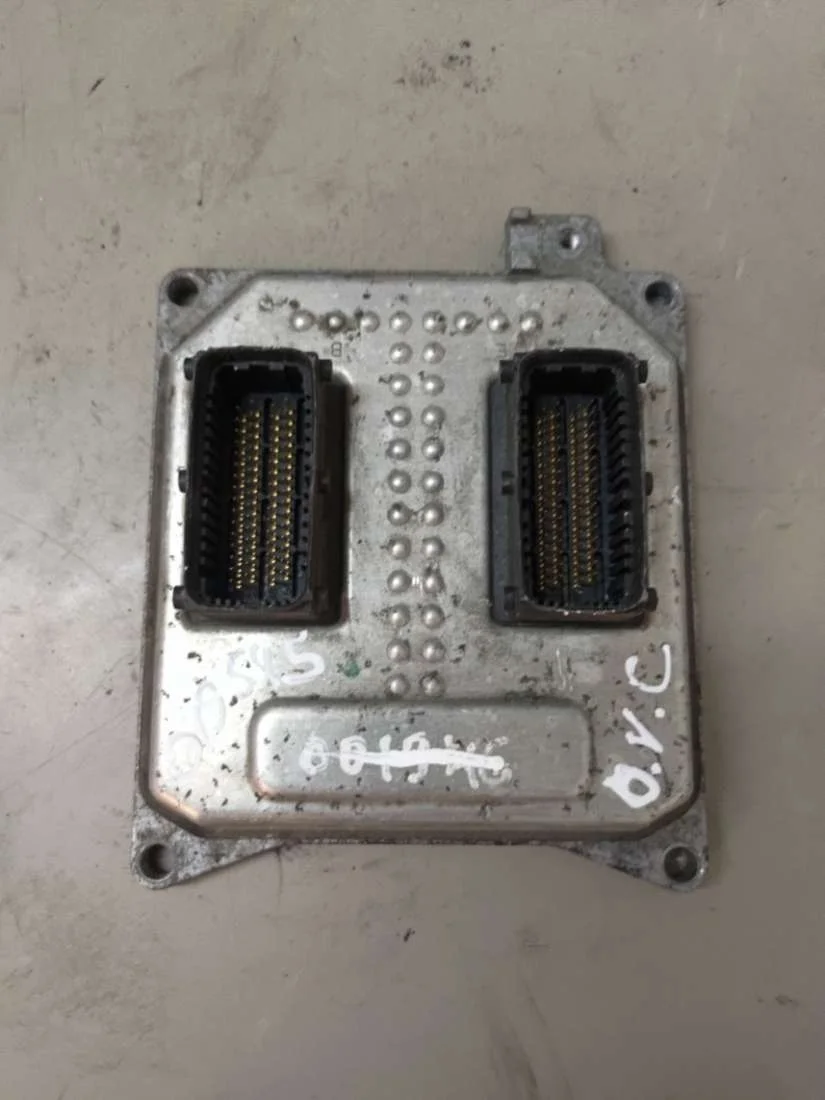 Блок управления двигателем 55355631 Opel Vectra C  1.8 Бензин