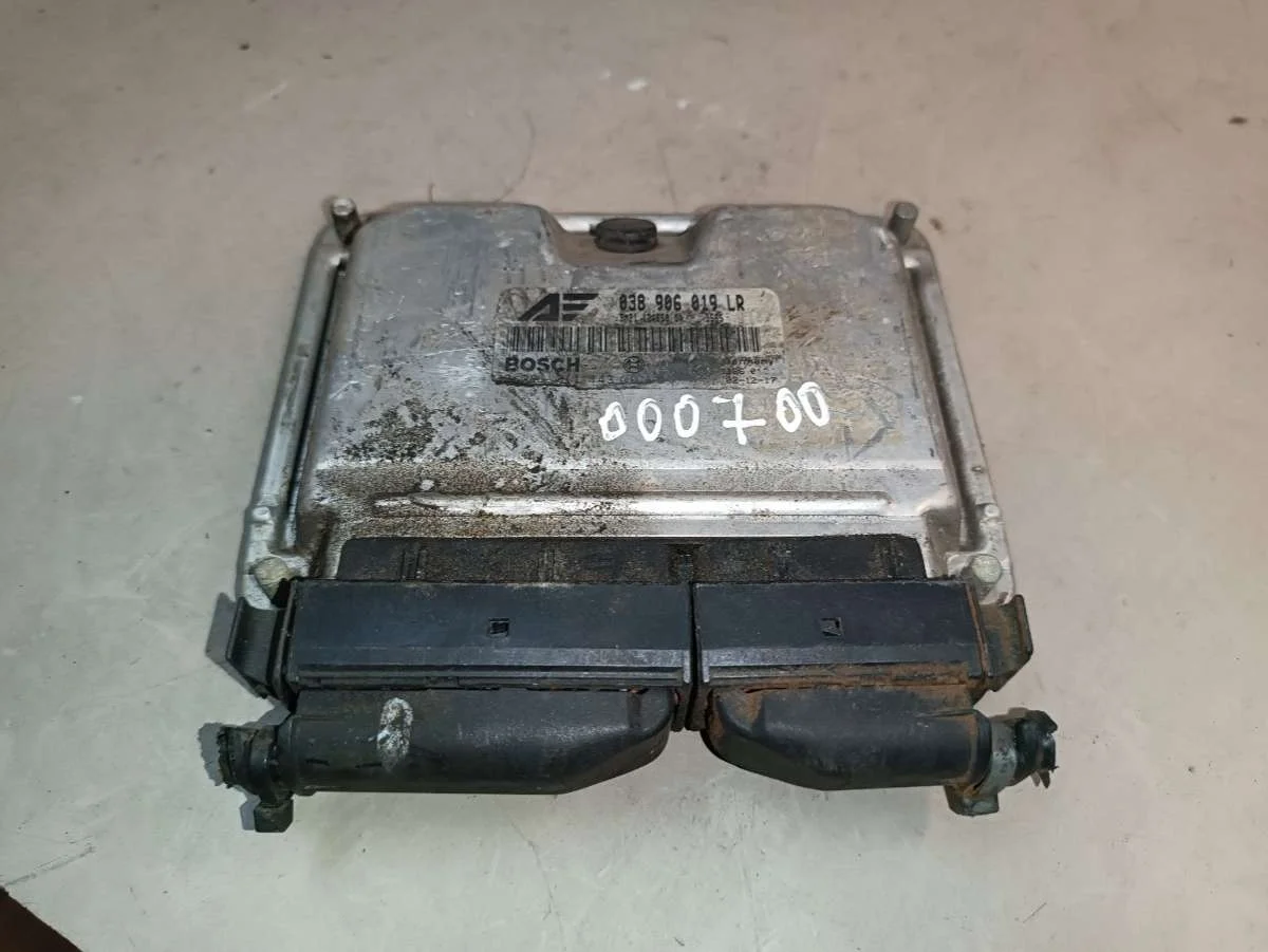 Блок управления двигателем 0281011143 Ford Galaxy 1 restailing 1.9 Дизель