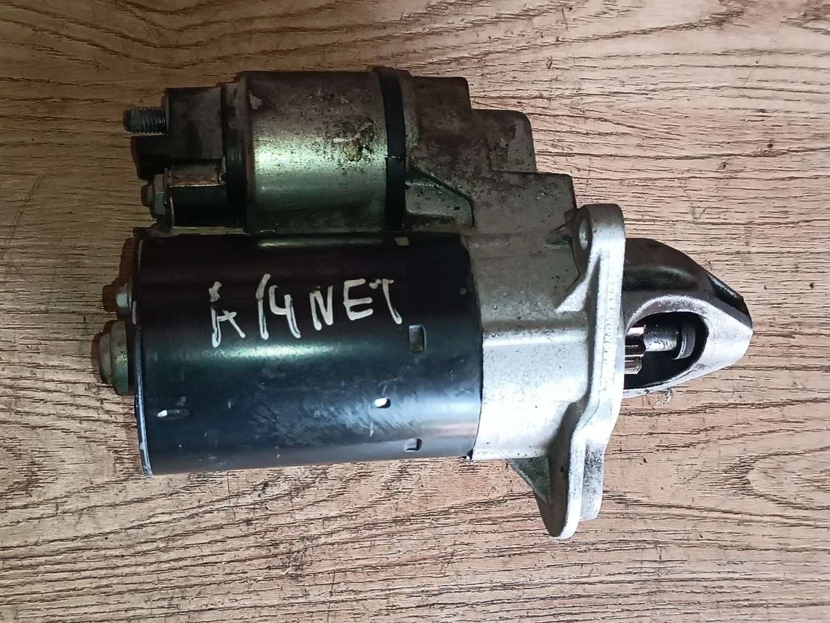 Стартер 55578921 Opel Astra J 1.4 Бензин