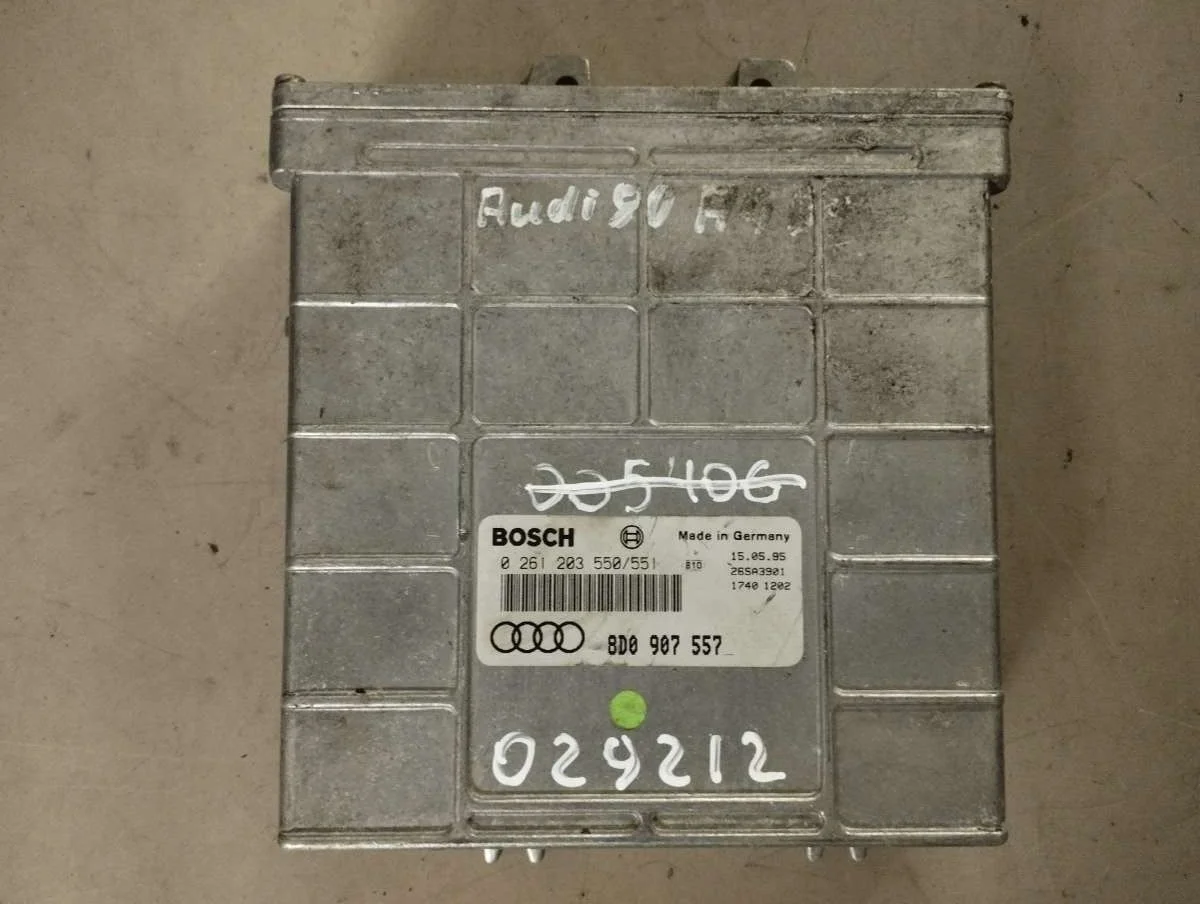 Блок управления двигателем 0261203550 Audi A4 B5 0
