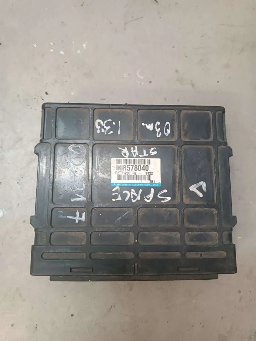 Блок управления двигателем mr578040 Mitsubishi Space Star 0