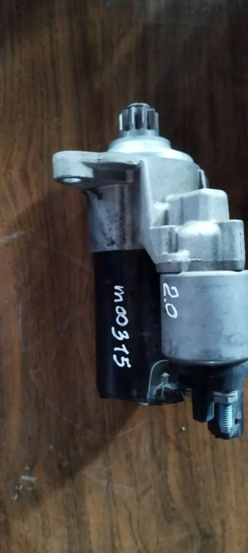 Стартер 0001121412 Volkswagen Passat B6 2.0 Бензин