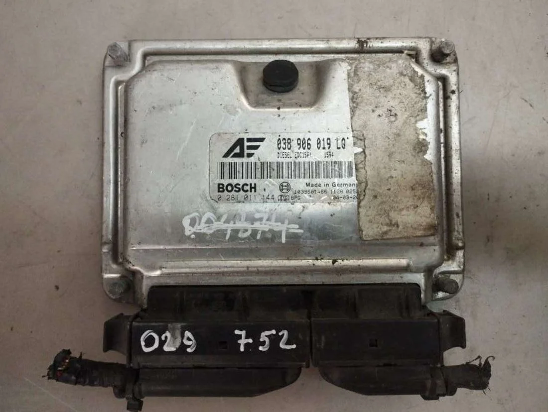 Блок управления двигателем 038906019LQ Volkswagen Sharan 1 restailing 1.9 Дизель