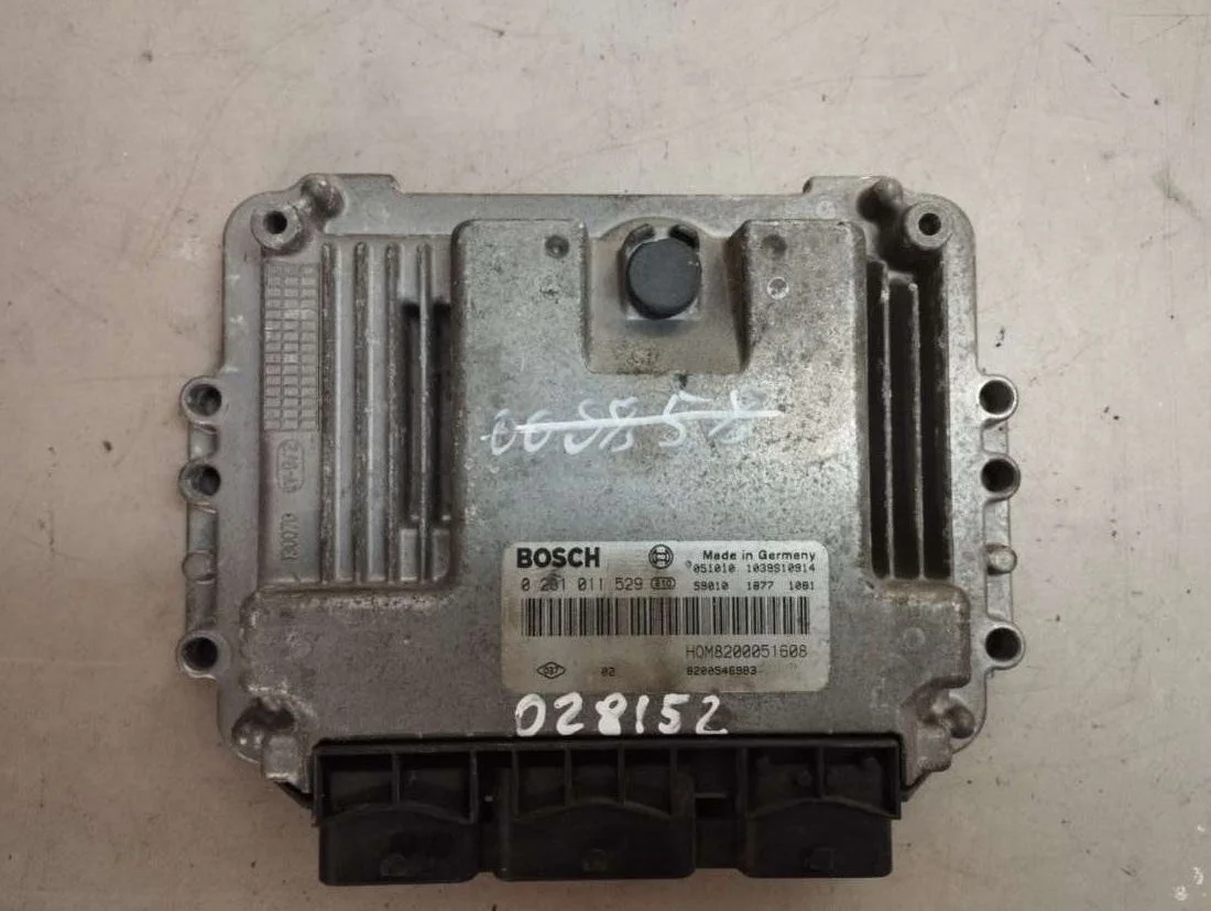 Блок управления двигателем 0281011529 Renault Trafic 2 1.9 Дизель