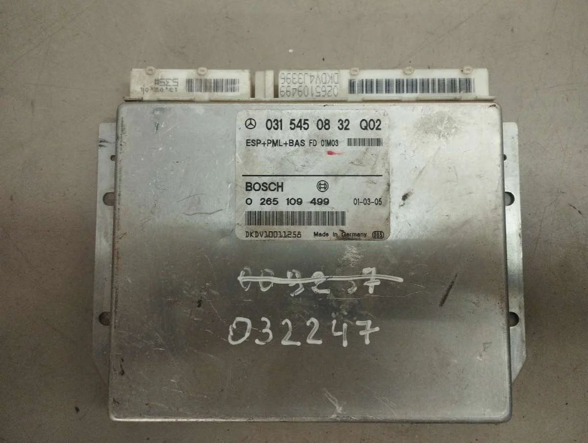 Блок ESP 0315450832 Mercedes-Benz E W210 3.2 Дизель