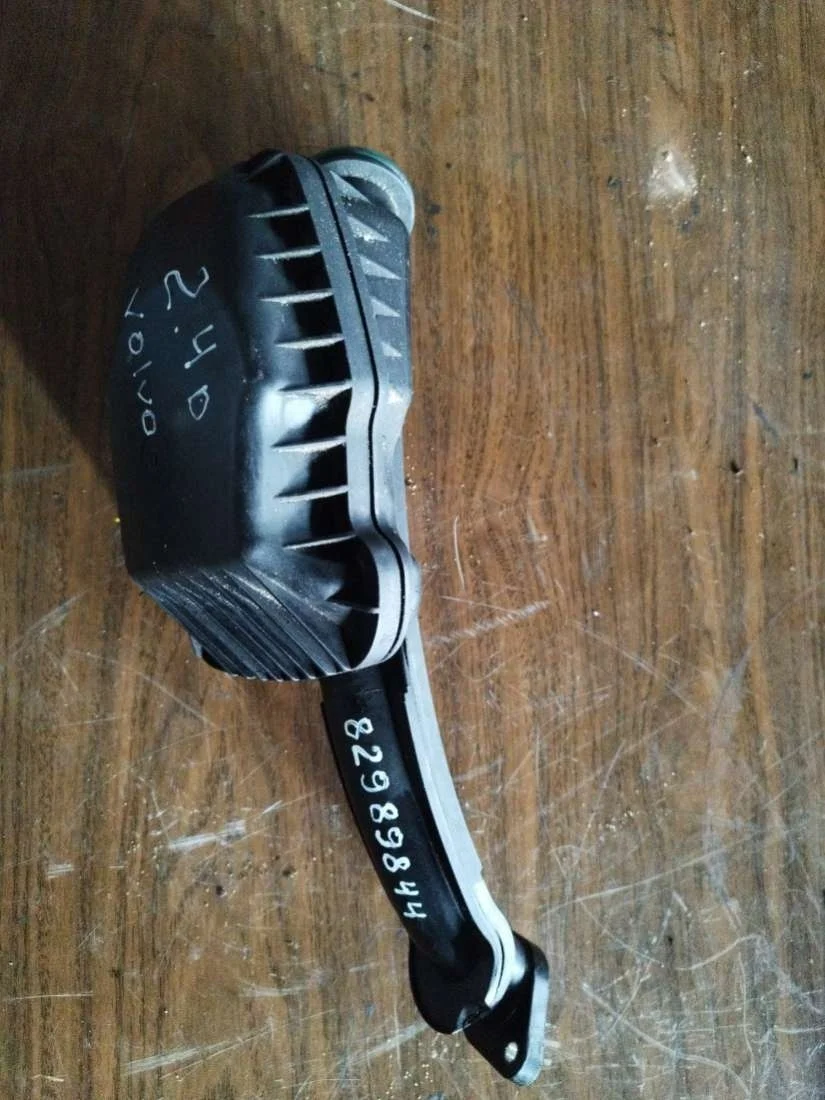 Резонатор воздушного фильтра 30774691 Volvo S60 2 2.4 Дизель