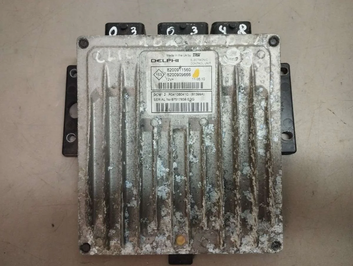 Блок управления двигателем 8200911560 Renault Clio 3 1.5 Дизель