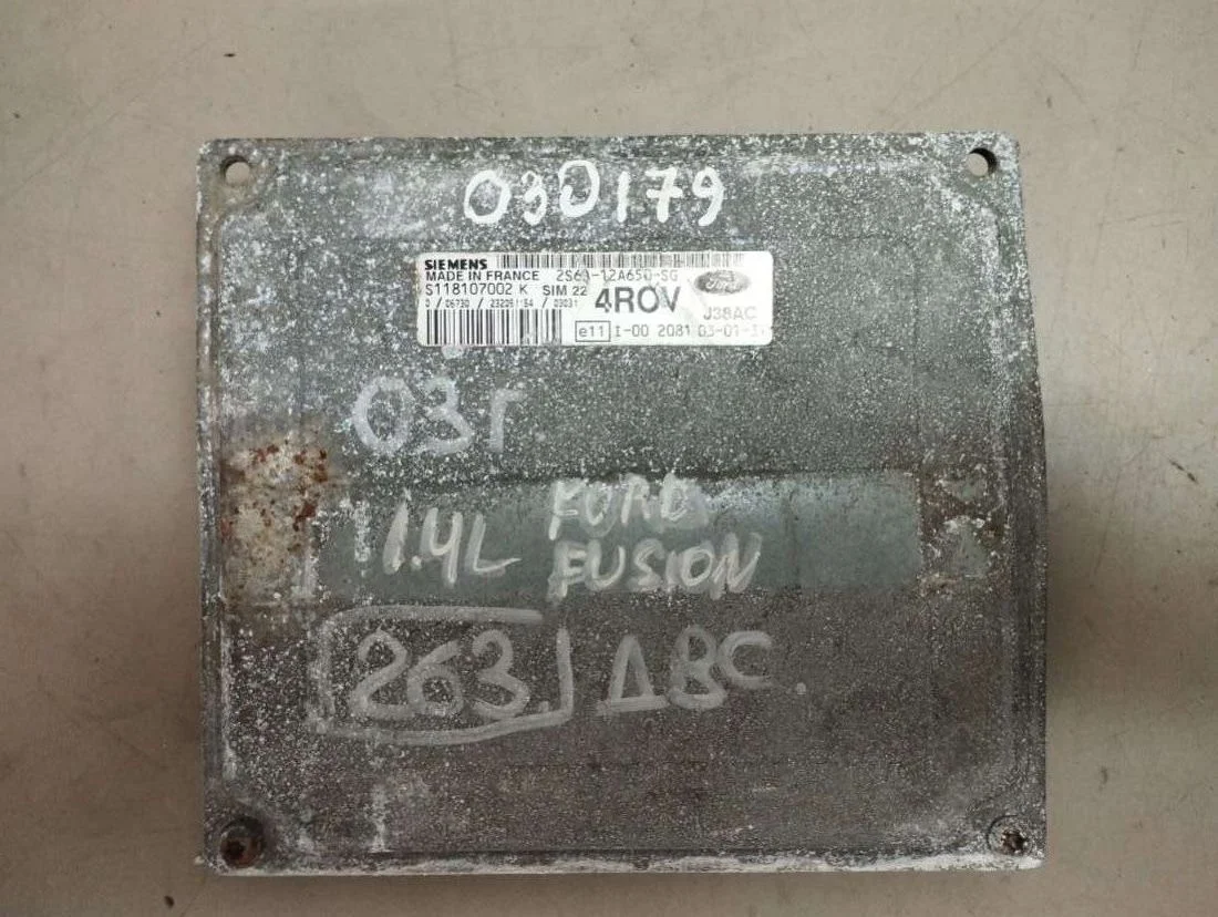 Блок управления двигателем S118107002K Ford Fiesta 5 1.4 Бензин