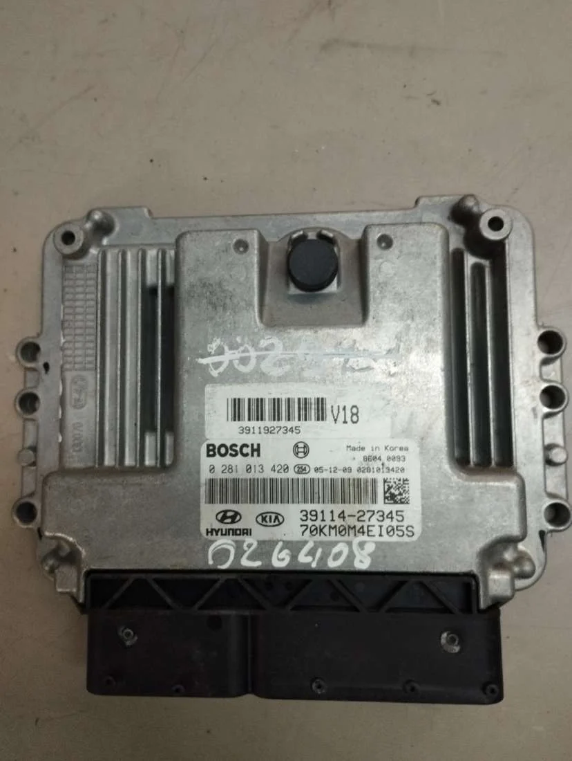 Блок управления двигателем 3911927345 Kia Sportage 2 2.0 Дизель