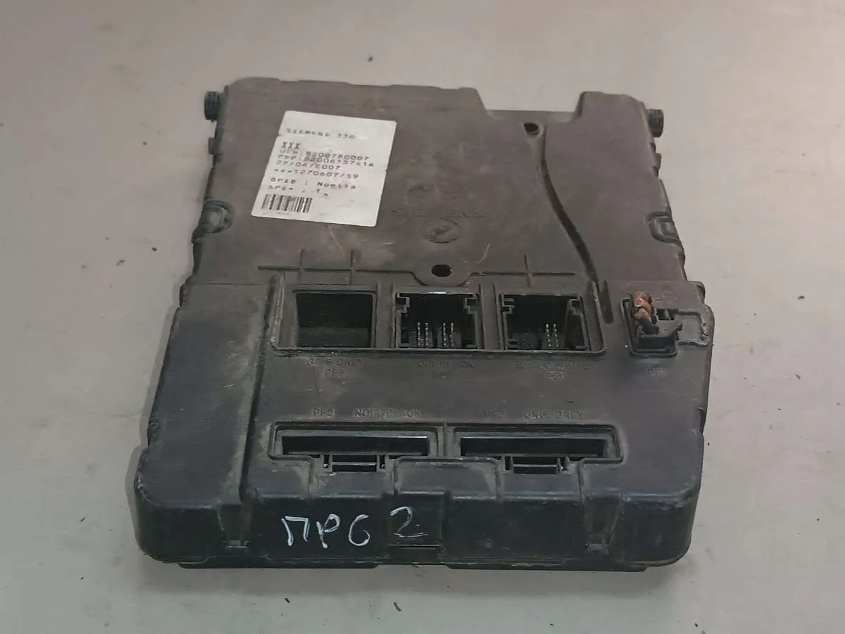 Блок комфорта 8200780007 Renault Megane 2 1.5 Дизель