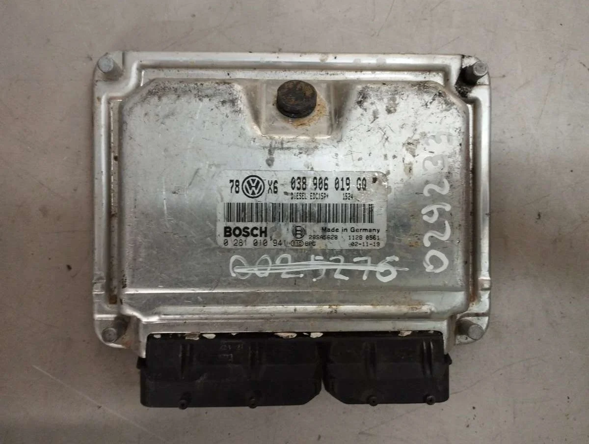 Блок управления двигателем 038906019GQ Volkswagen Passat B5 1.9 Дизель
