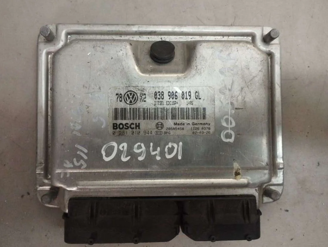 Блок управления двигателем 038906019GL Volkswagen Passat B5 1.9 Дизель