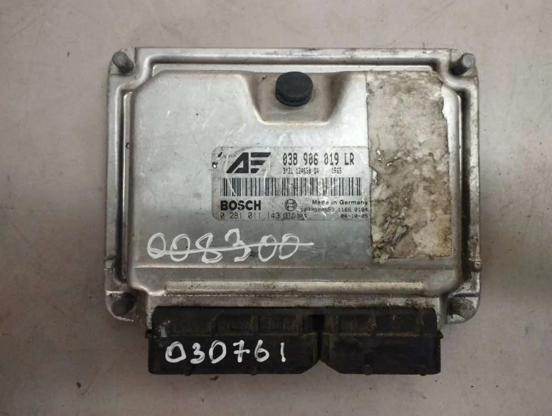 Блок управления двигателем 0281011143 Ford Galaxy 1 restailing 1.9 Дизель