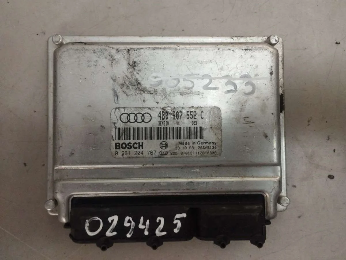 Блок управления двигателем 4B0907552C Audi A6 C6 (S6,RS6) 2.4 Бензин