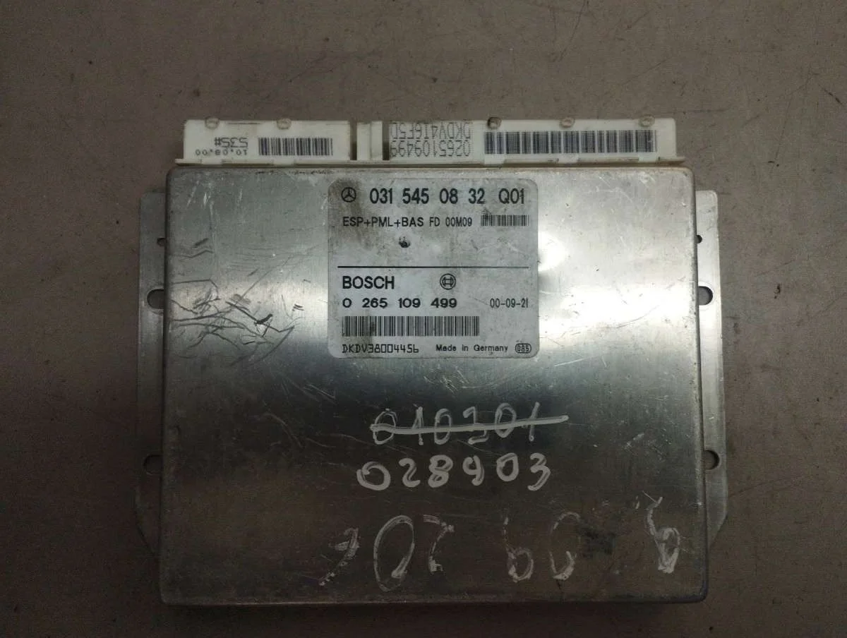 Блок ESP 0315450832 Mercedes-Benz E W210 2.2 Дизель