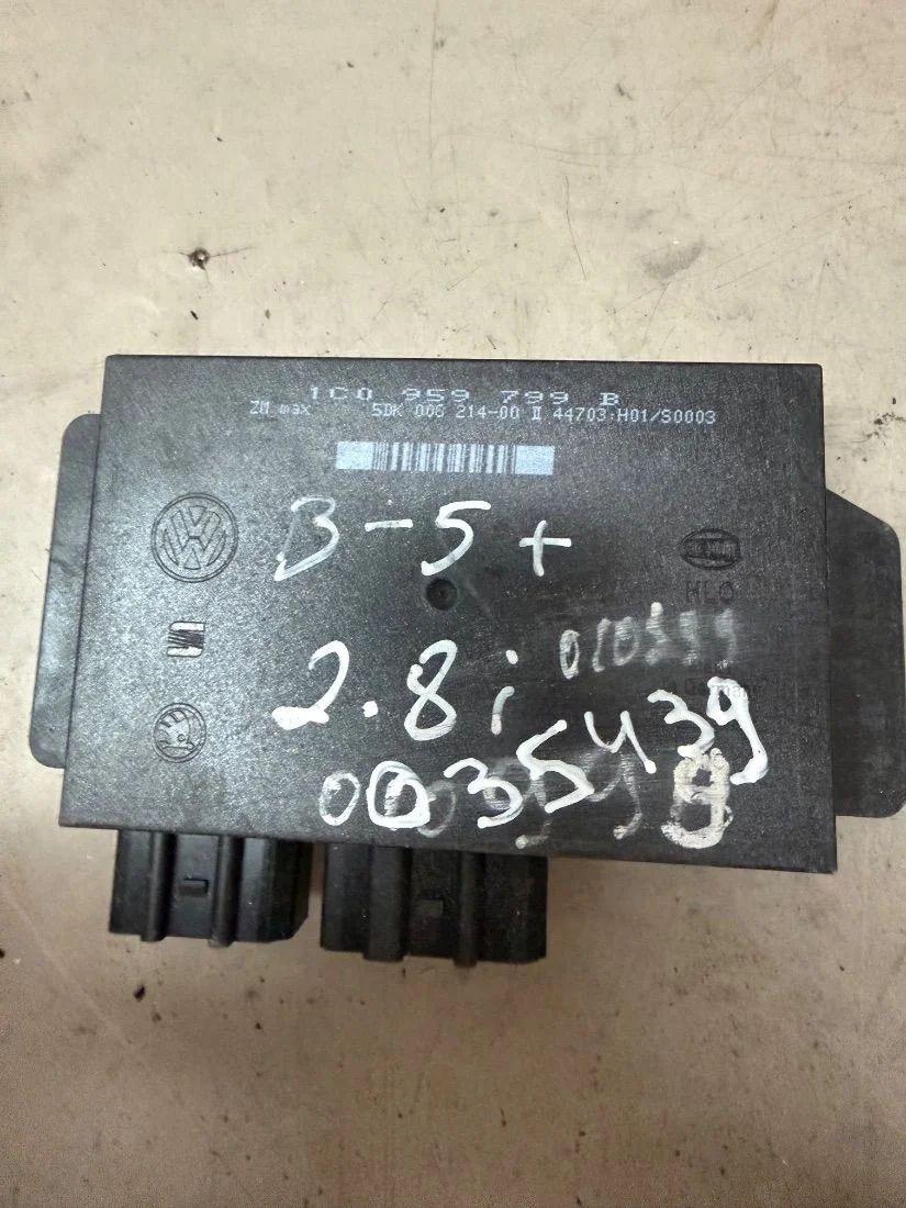 Блок комфорта 1C0959799B Volkswagen Passat B5 2.8 Бензин