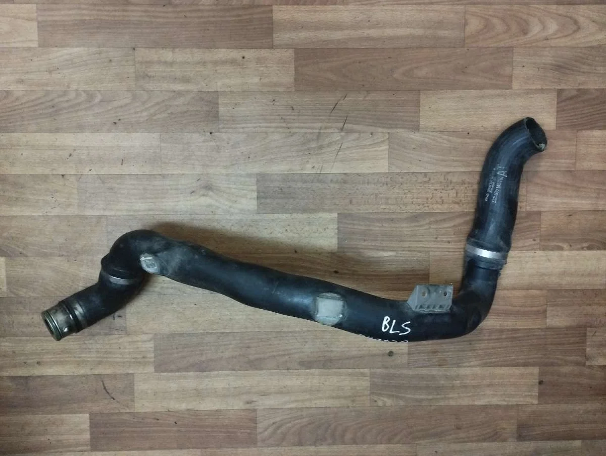 Патрубок интеркулера 3C0145840H Volkswagen Passat B6 1.9 Дизель