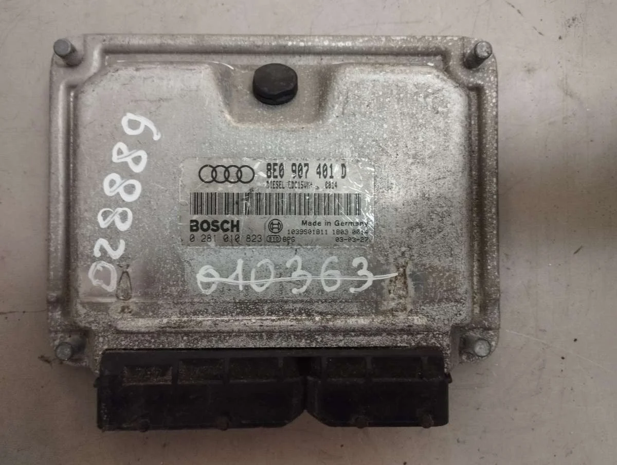 Блок управления двигателем 8E0907401D Audi A4 B6 2.5 Дизель