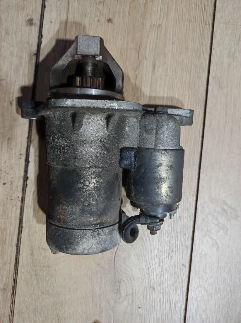 Стартер 23300EN20A Nissan Qashqai 1  2.0 Бензин