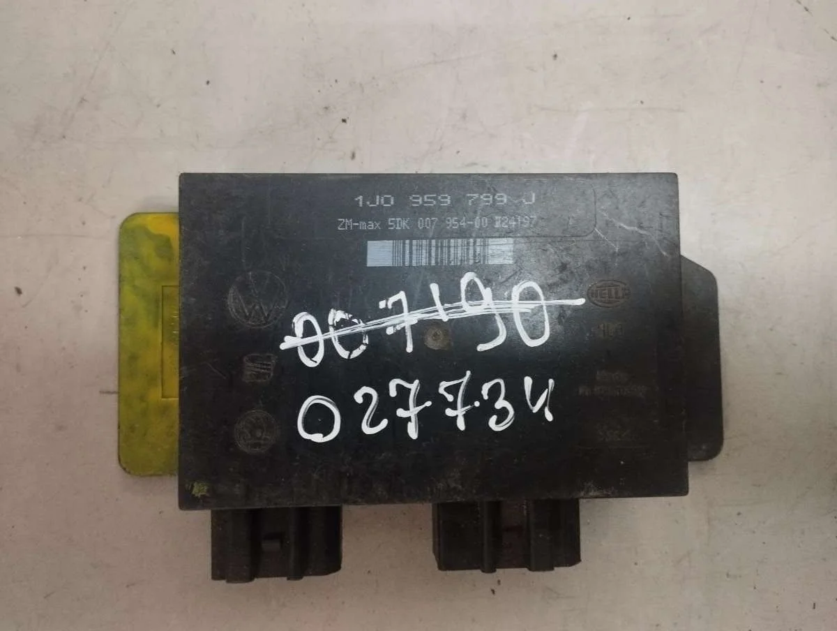 Блок комфорта 1J0959799J Volkswagen Passat B5 1.8 Бензин