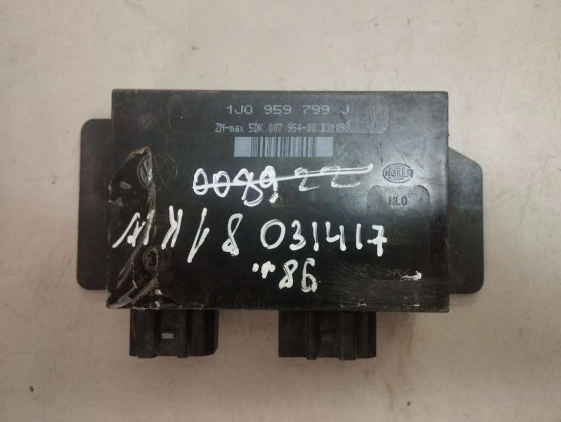 Блок комфорта 1J0959799J Volkswagen Passat B5 1.8 Бензин