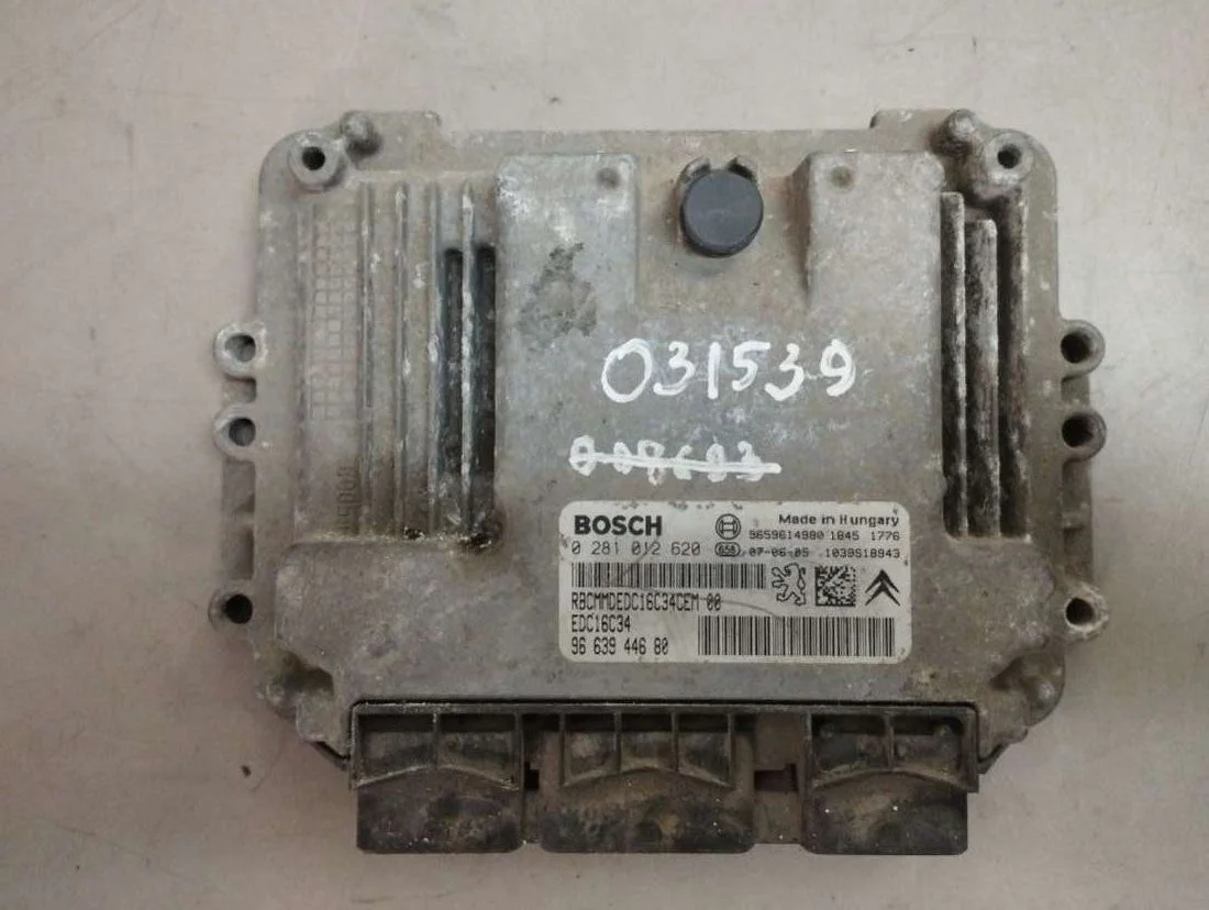 Блок управления двигателем 0281012620 Citroen Berlingo 1 restailing 1.6 Дизель