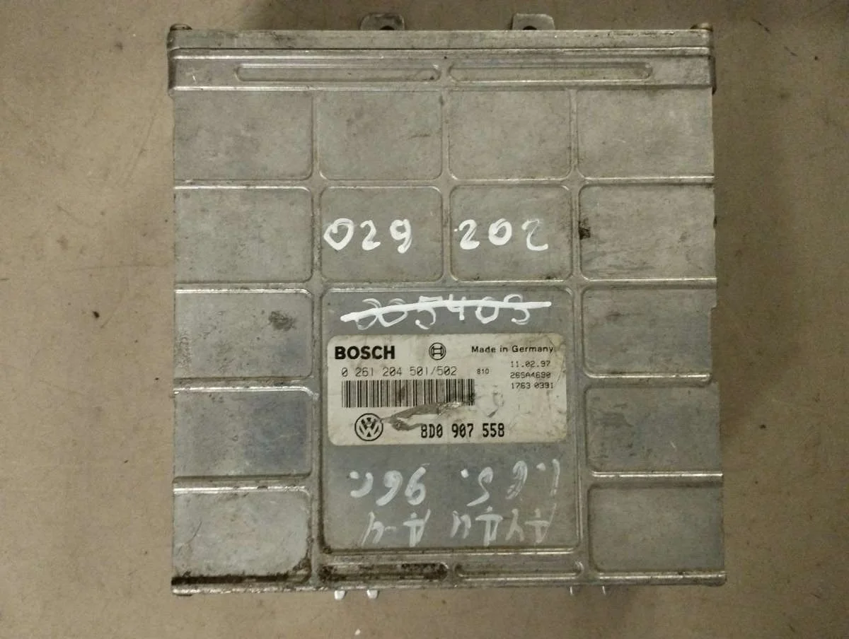 Блок управления двигателем 0261204501 Audi A4 B5 1.6 Бензин