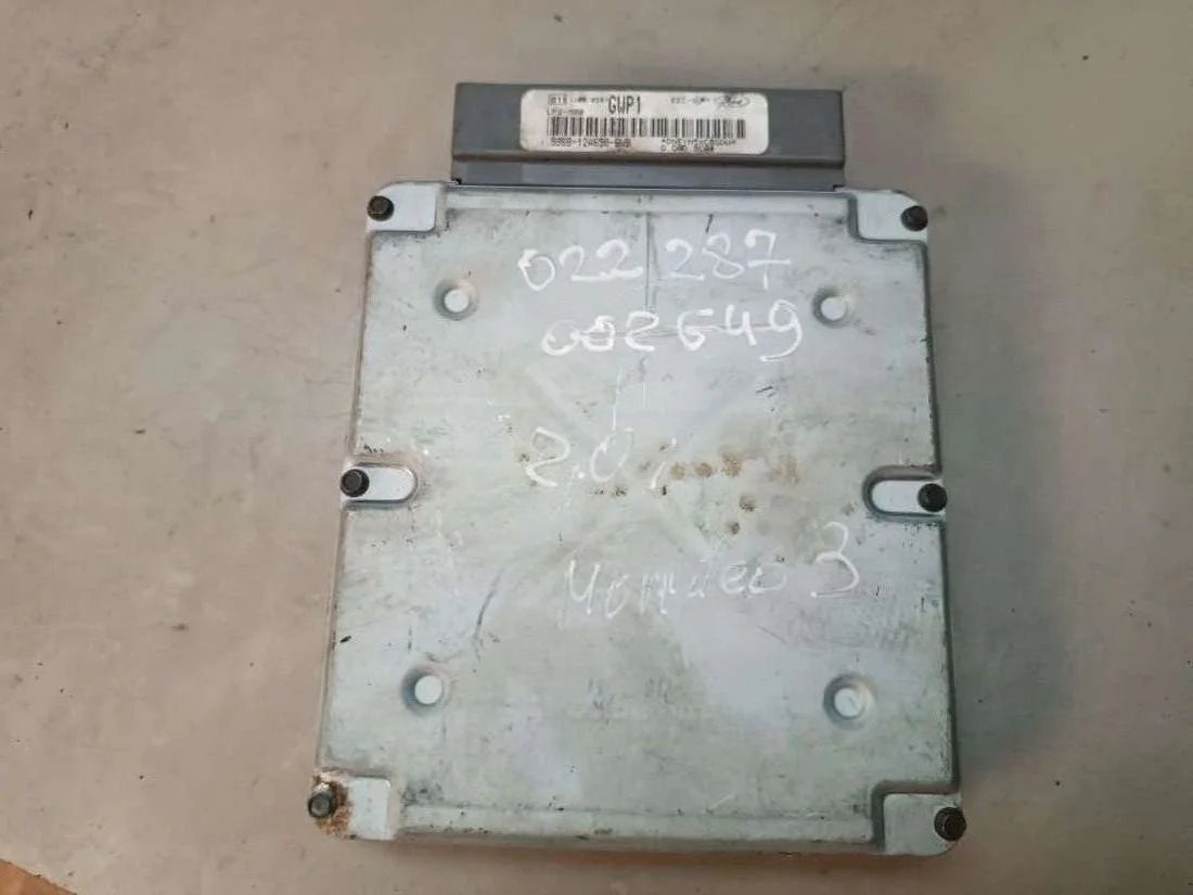Блок управления двигателем 98BB12A650BVB Ford Mondeo 2 0
