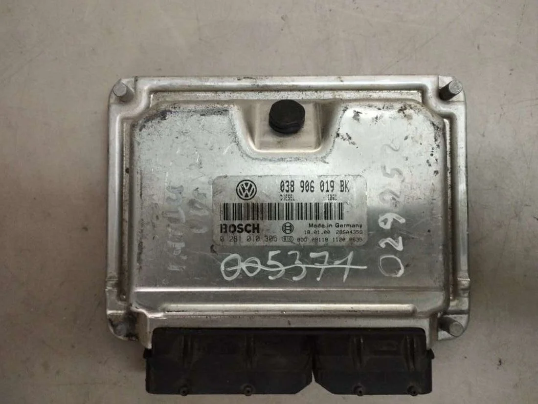Блок управления двигателем 038906019BK Volkswagen Passat B5 1.9 Дизель