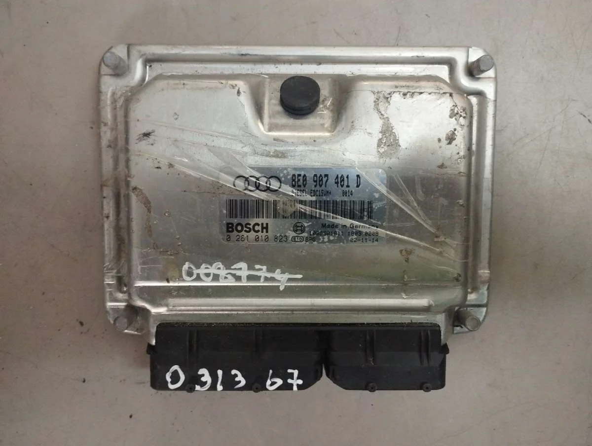 Блок управления двигателем 8E0907401D Audi A4 B6 2.5 Дизель