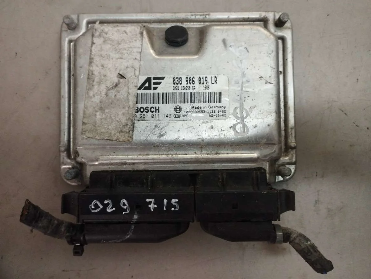 Блок управления двигателем 0281011143 Ford Galaxy 1 restailing 1.9 Дизель