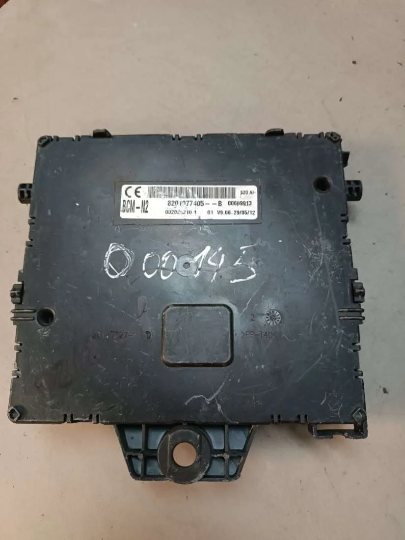 Блок комфорта 8201077405 Renault Kangoo 2 1.5 Дизель
