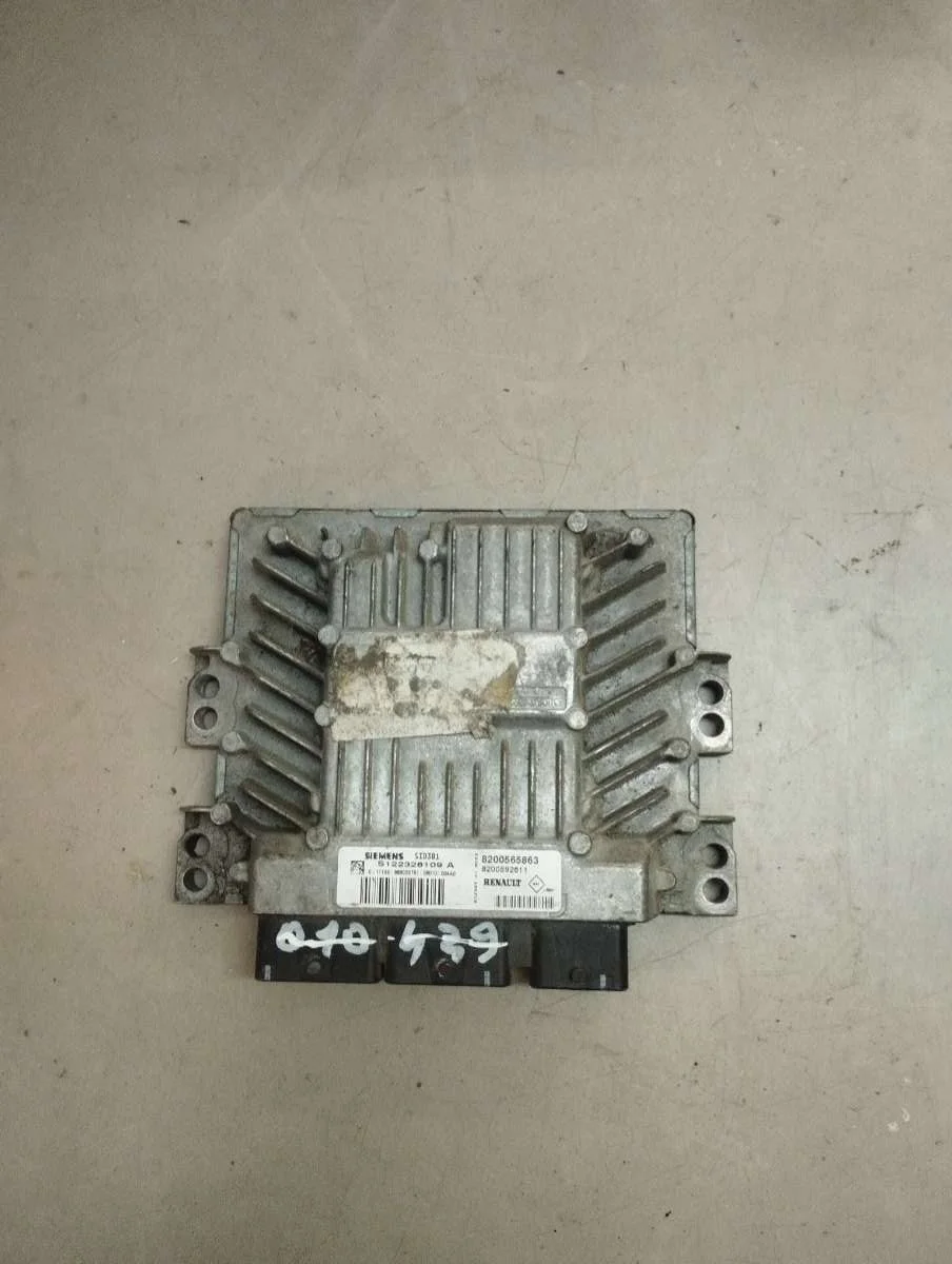 Блок управления двигателем S122326109A Renault Megane 3 1.5 Дизель
