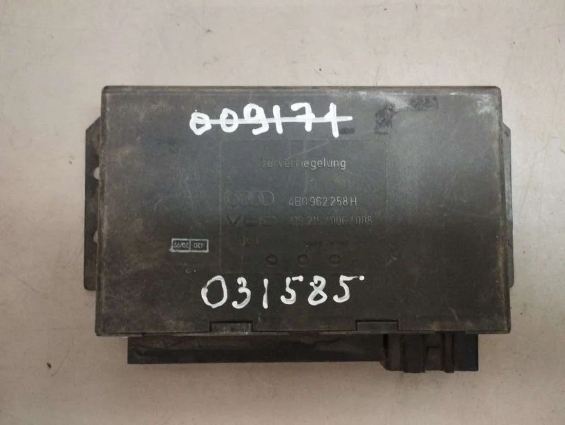 Блок комфорта 4B0962258H Audi A6 C5 (S6,RS6) 2.5 Дизель