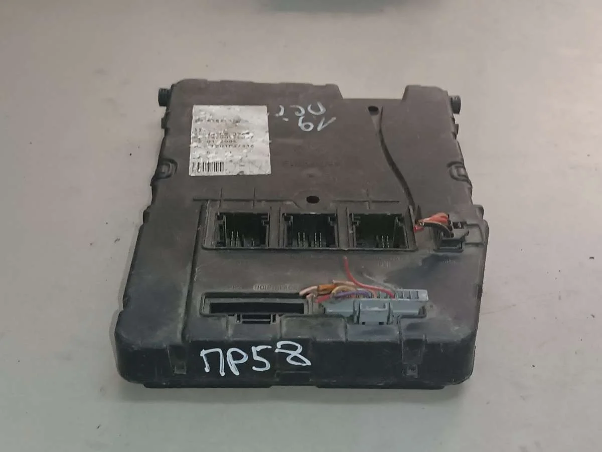 Блок комфорта 8200309690 Renault Megane 2 1.9 Дизель