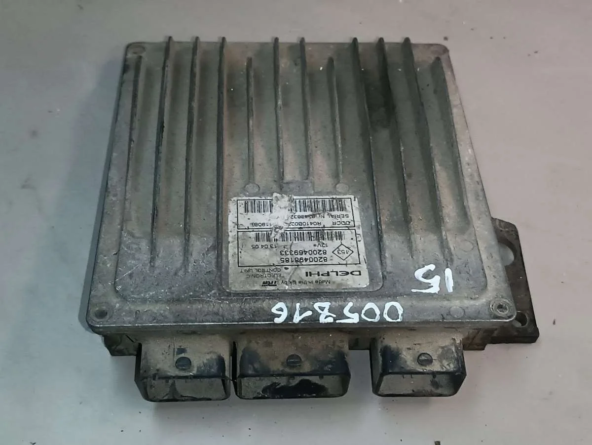 Блок управления двигателем 8200498185 Renault Clio 2 1.5 Дизель
