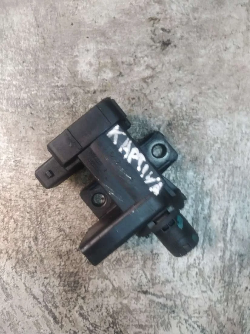 Клапан воздушный 25183170 Opel Antara 2.2 Дизель