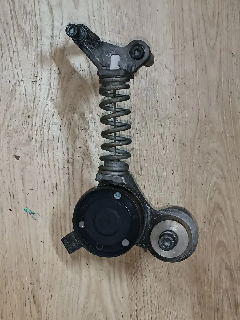 Натяжитель 06C903133B Audi A6 C6 (S6,RS6) 3.0 Бензин