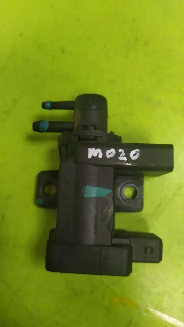 Клапан воздушный 25183170 Chevrolet Captiva 2.2 Дизель