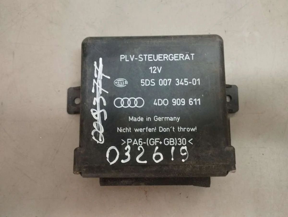 Блок управления рулевой колонки 5DS00734501 Audi A8 D2 (S8) 4.2 Дизель