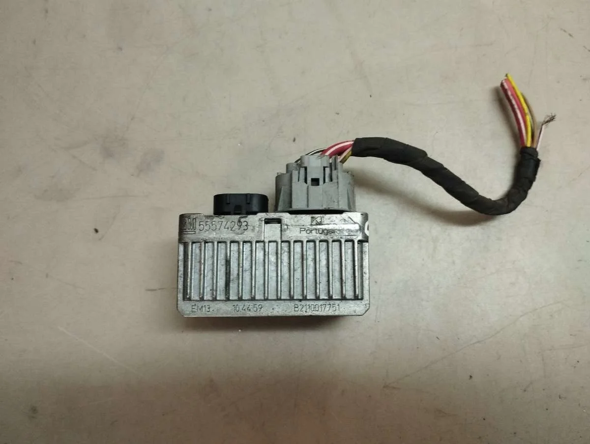 Реле накала свечей 55574293 Opel Antara 2.2 Дизель