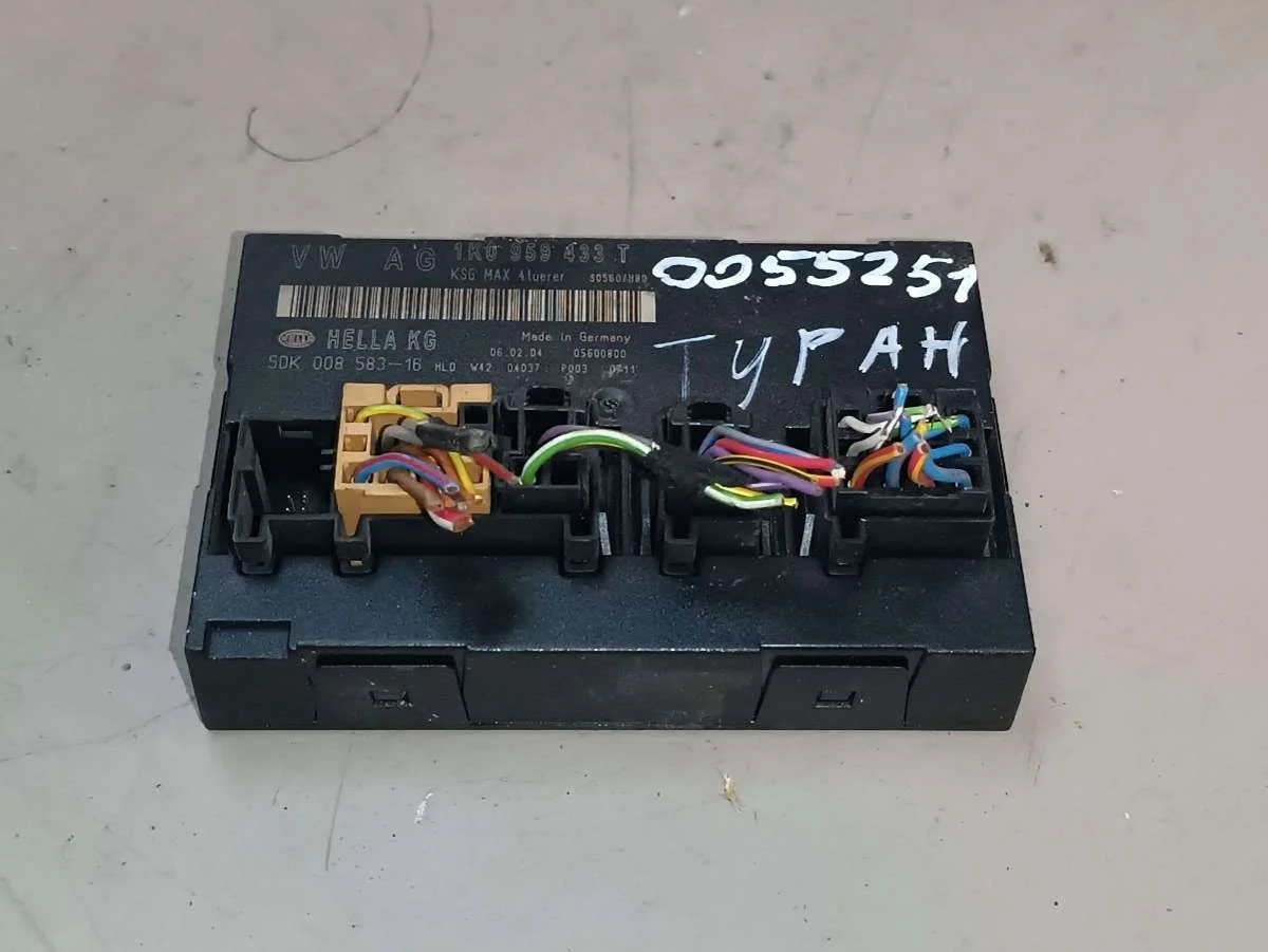 Блок комфорта 1K0959433T Volkswagen Touran 1 1.6 Бензин