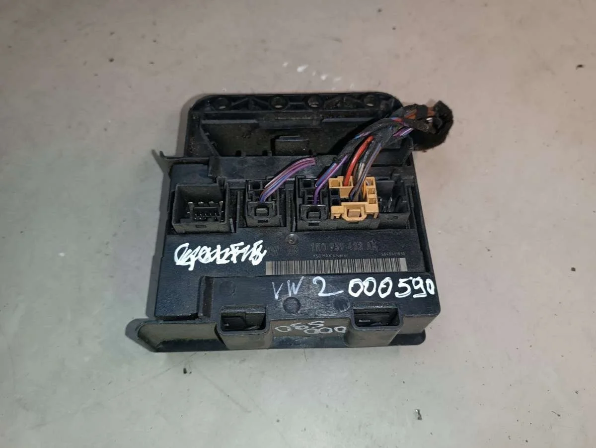 Блок комфорта 1K1907348A Volkswagen Golf 5 1.9 Дизель