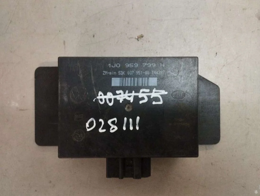 Блок комфорта 1J0959799H Volkswagen Golf 4 1.9 Дизель