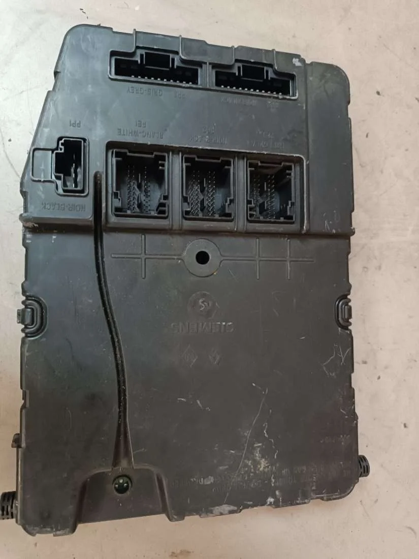 Блок комфорта 8200309690 Renault Megane 2 1.5 Дизель