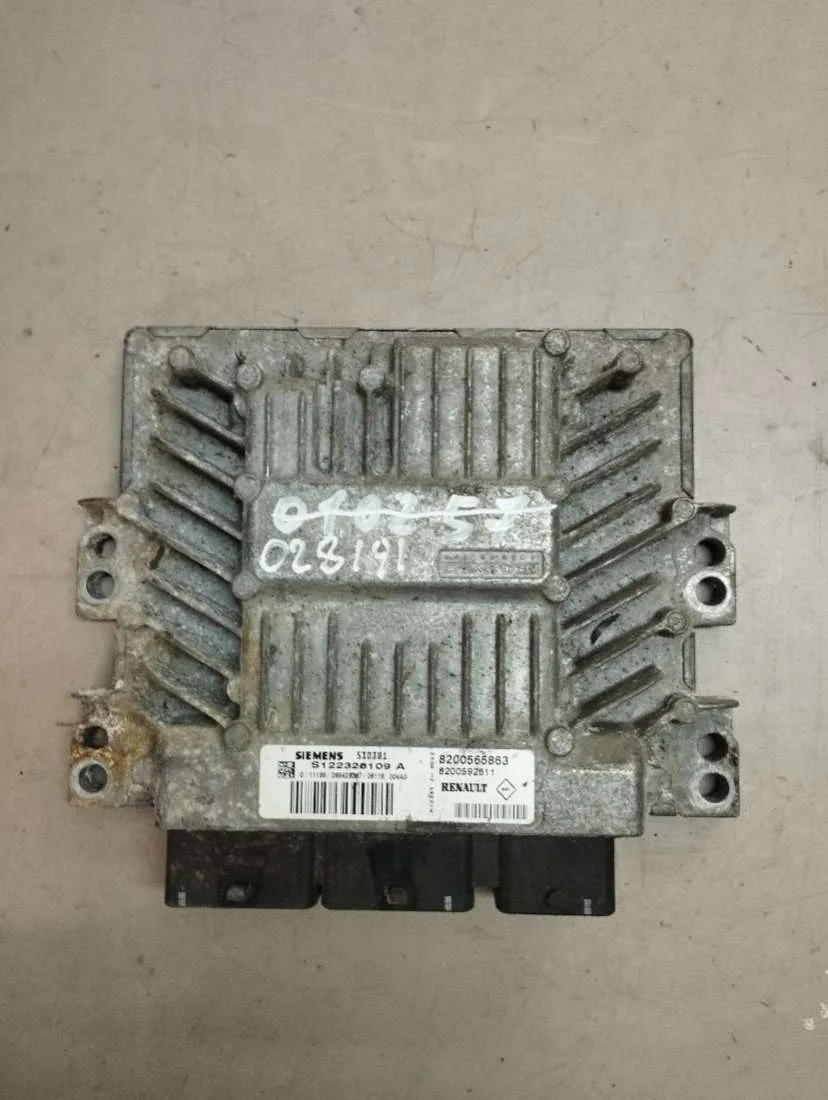 Блок управления двигателем S122326109A Renault Megane 3 1.5 Дизель