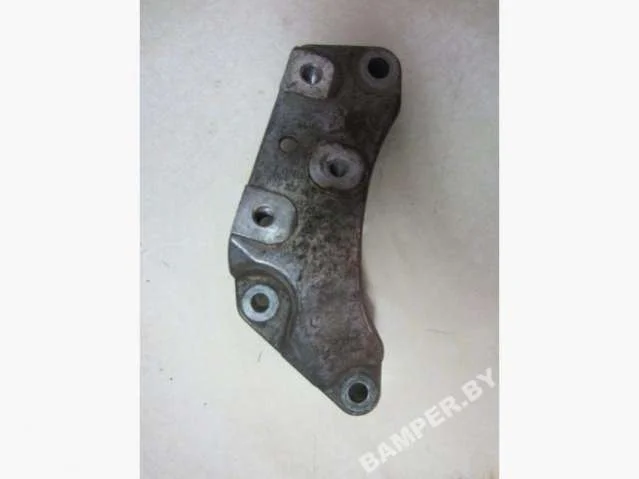 Кронштейн КПП 1K0199117 Volkswagen Passat 2.0 Дизель