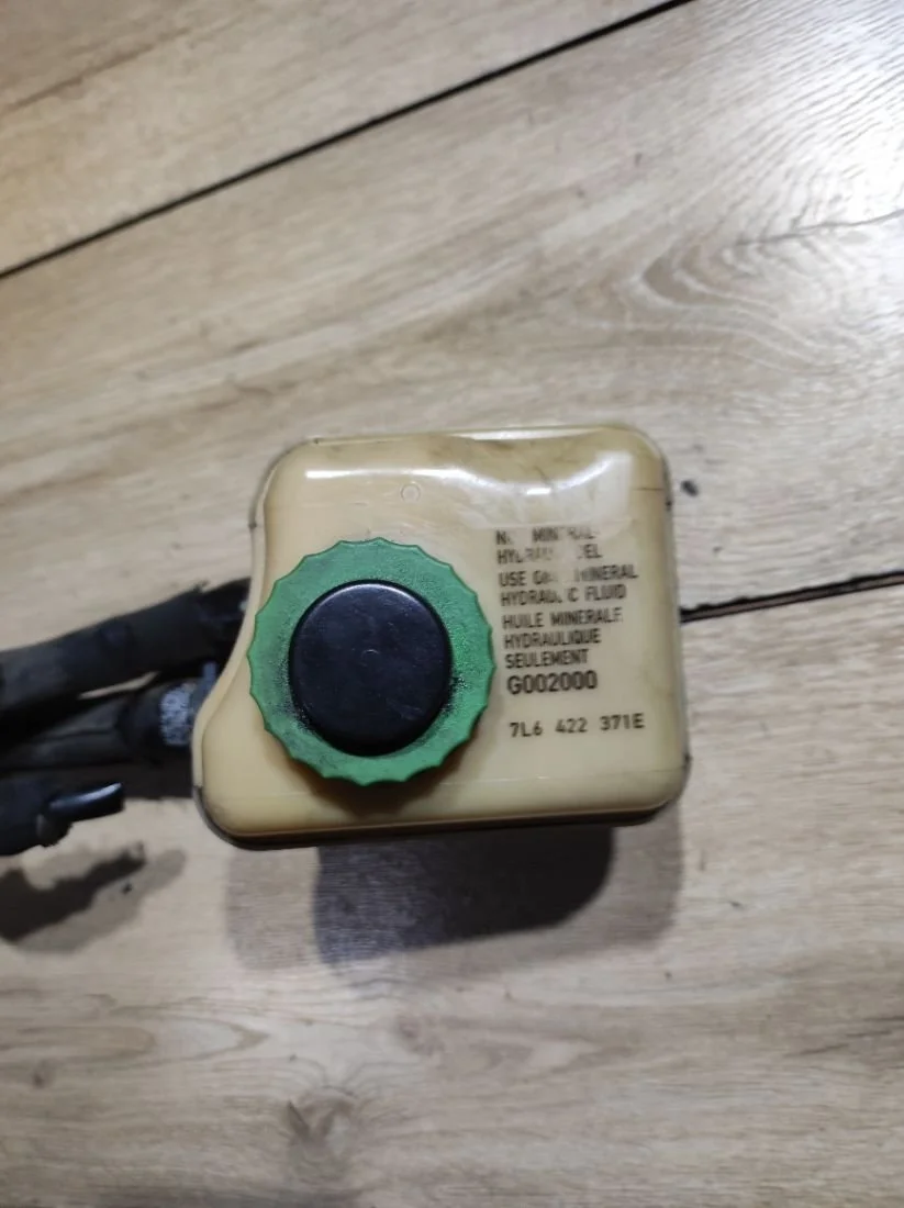 Бачок ГУР G002000 Audi Q7 4L 4.2 Дизель